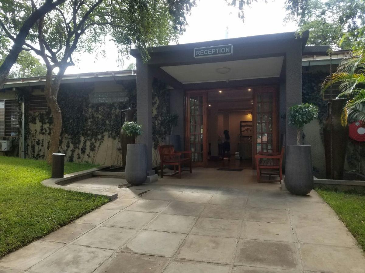 Ufulu Gardens Hotel Lilongüe Exterior foto