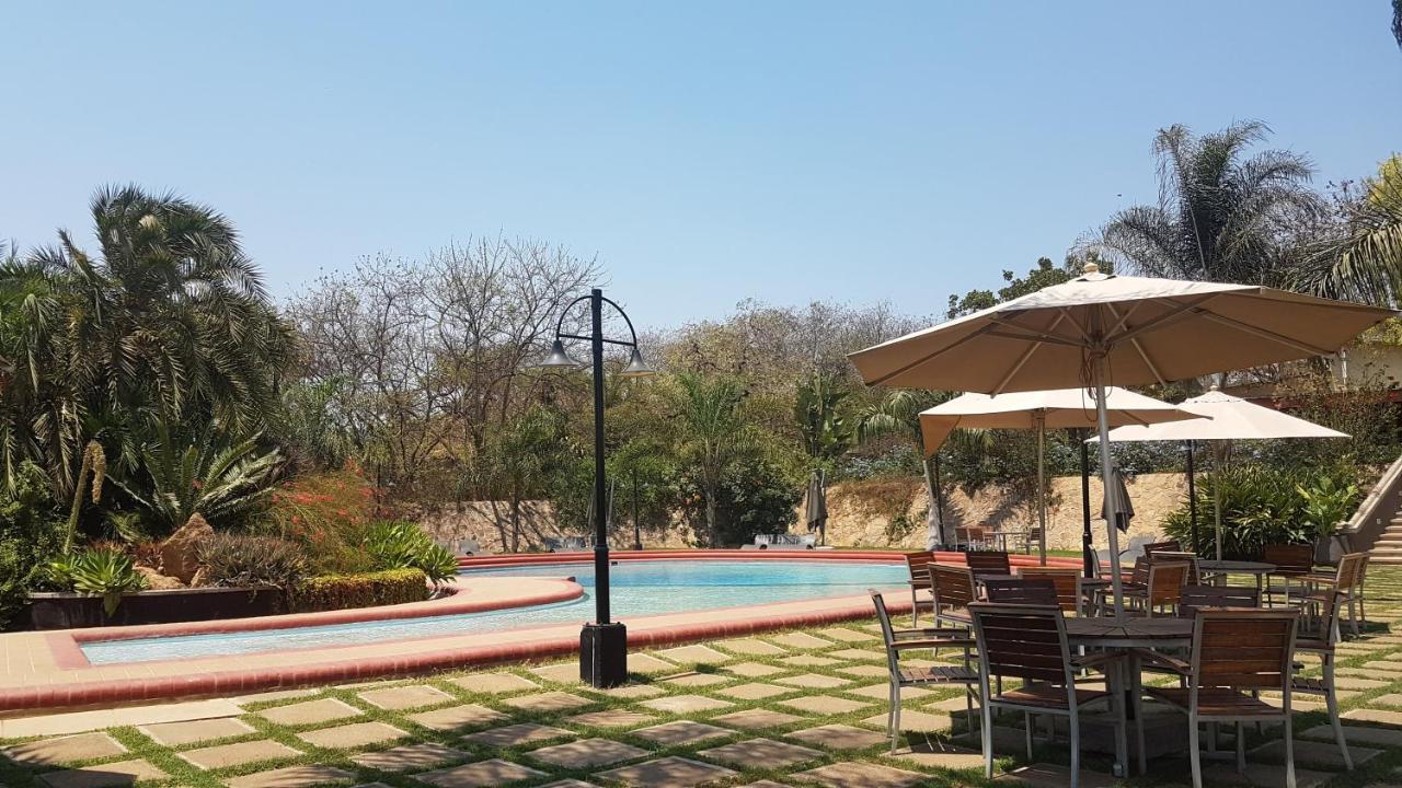 Ufulu Gardens Hotel Lilongüe Exterior foto