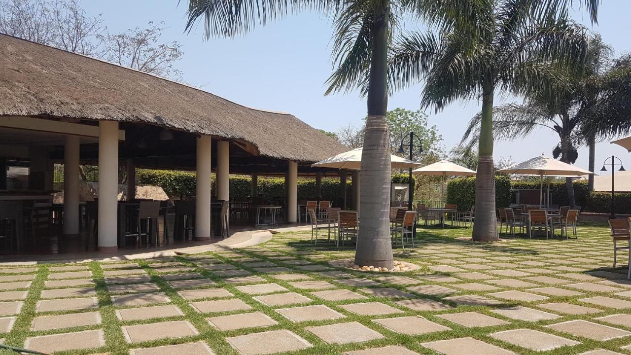 Ufulu Gardens Hotel Lilongüe Exterior foto