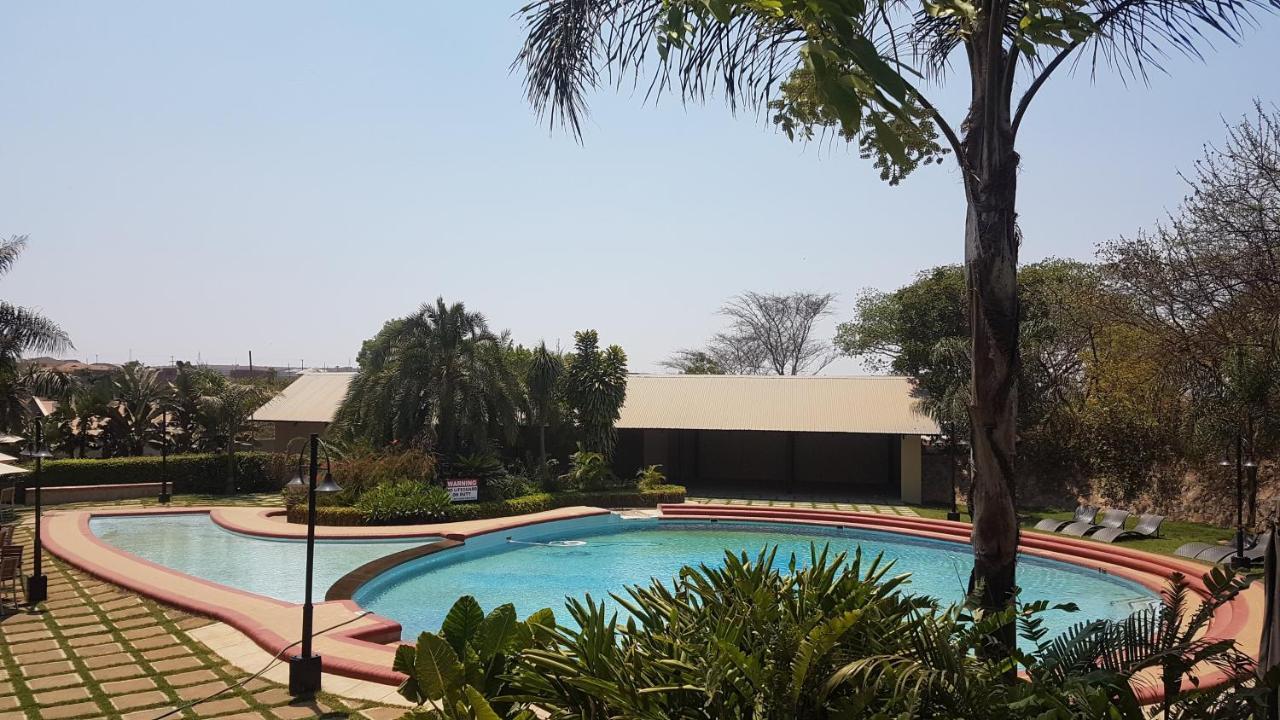 Ufulu Gardens Hotel Lilongüe Exterior foto